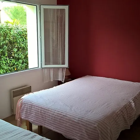 Charmante Maison Familiale Pres De La - Animaux Bienvenus - Fr-1-194-453 *